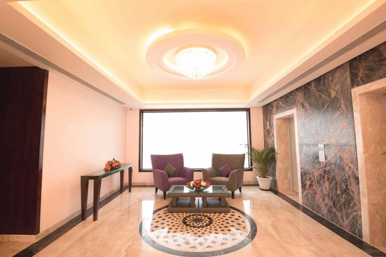Hotel Central Park Manipal Exteriör bild
